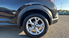 Nissan Juke 1.0 DiG-T 114 N-Connecta 5dr Petrol Hatchback
